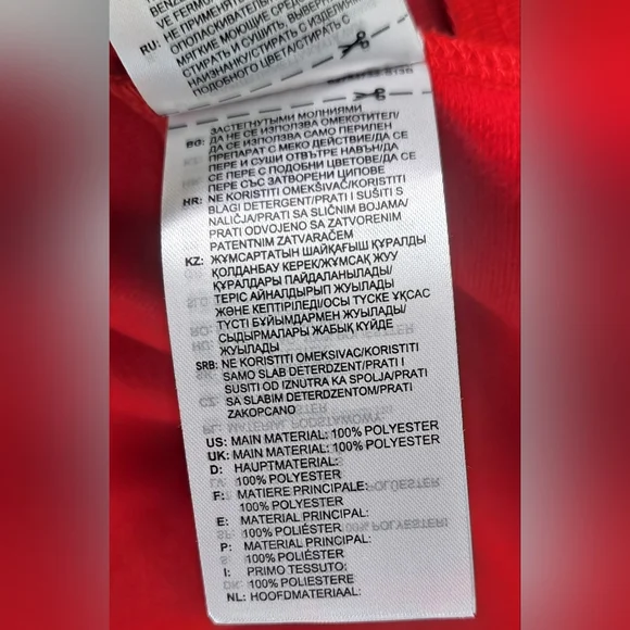 NWOT adidas Womens Track Jacket Valentine's Edition Hearts Red White size Medium - Picture 15 of 16